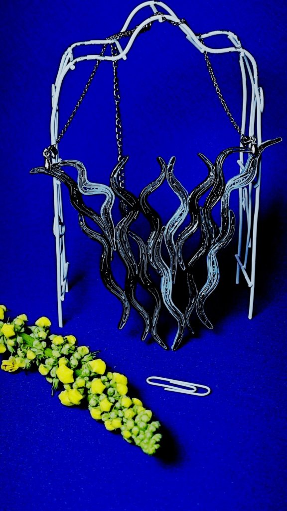 Комплект украшений черно-серебристые волны квиллинг — графика