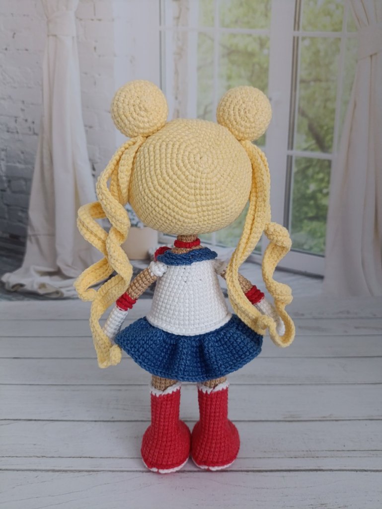 Кукла вязаная интерьерная в образе «Сейлор Мун»