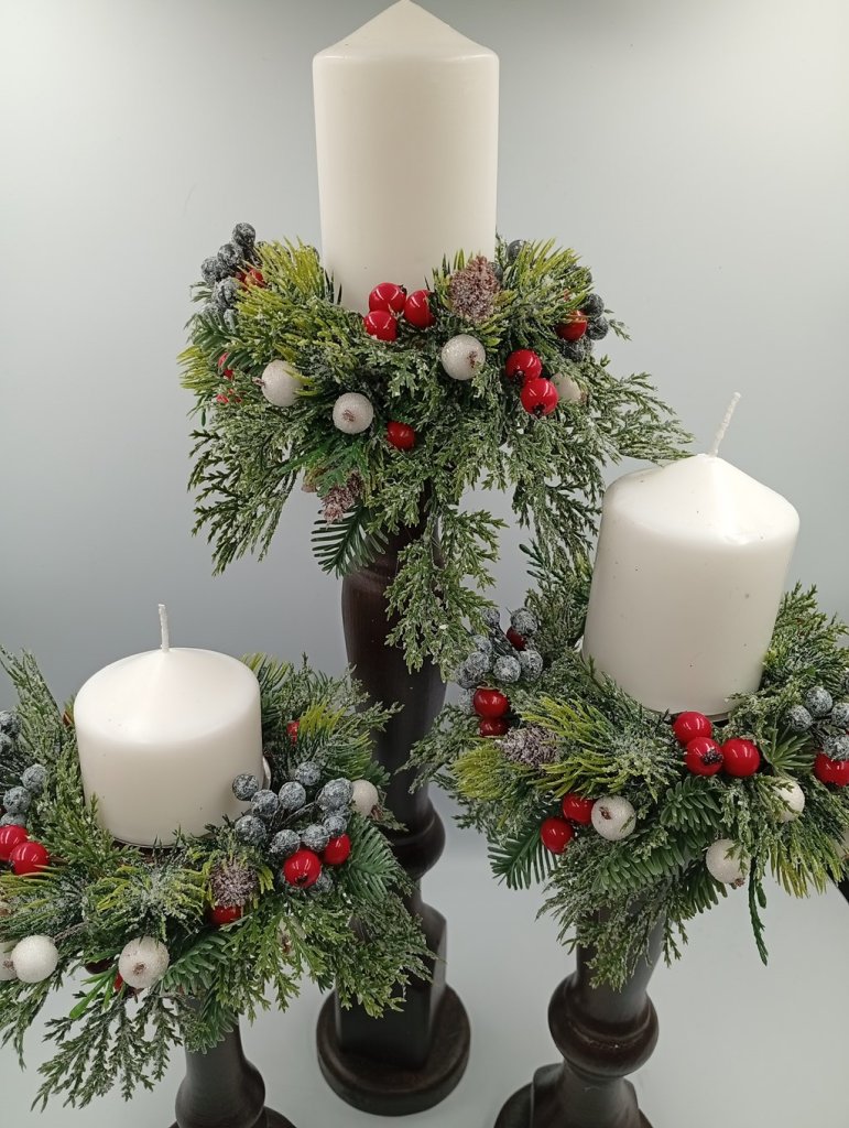 Набор подсвечников