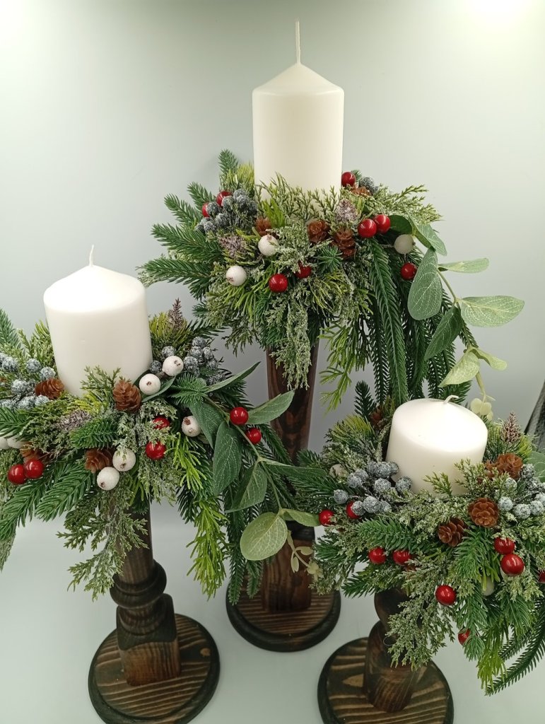 Набор подсвечников