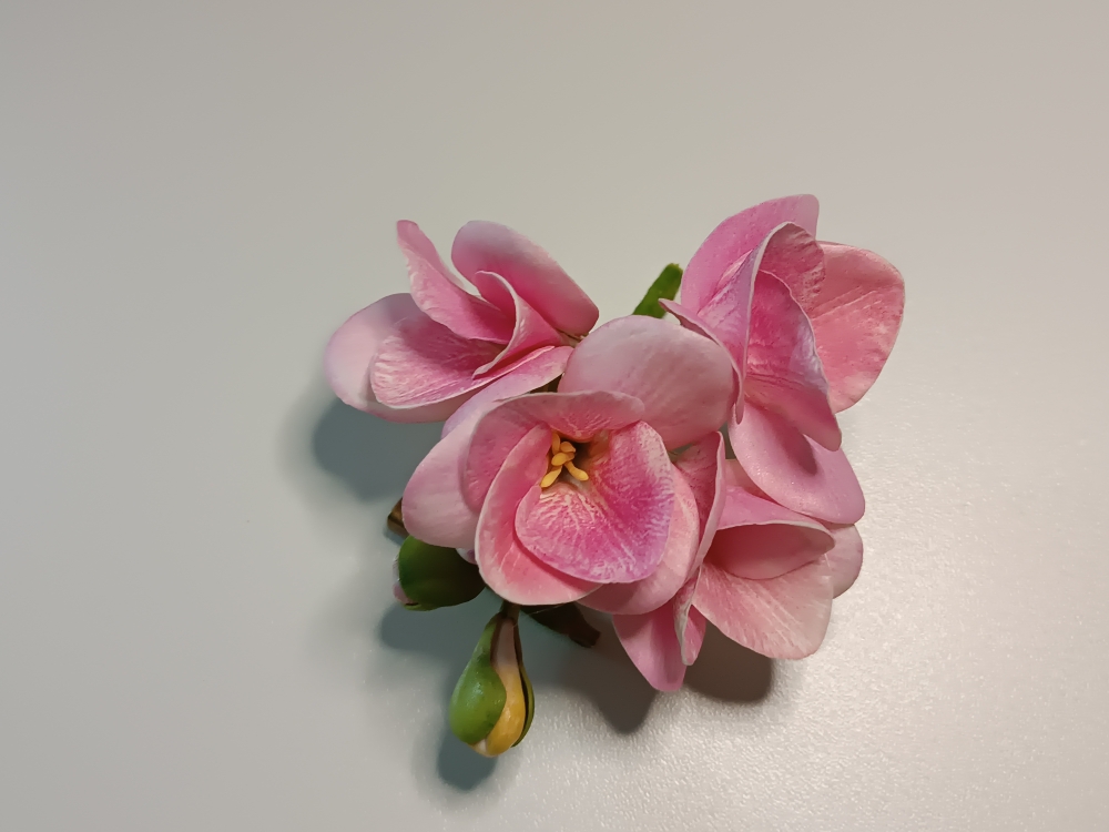 Брошь из фоамирана «Розовая гортензия»