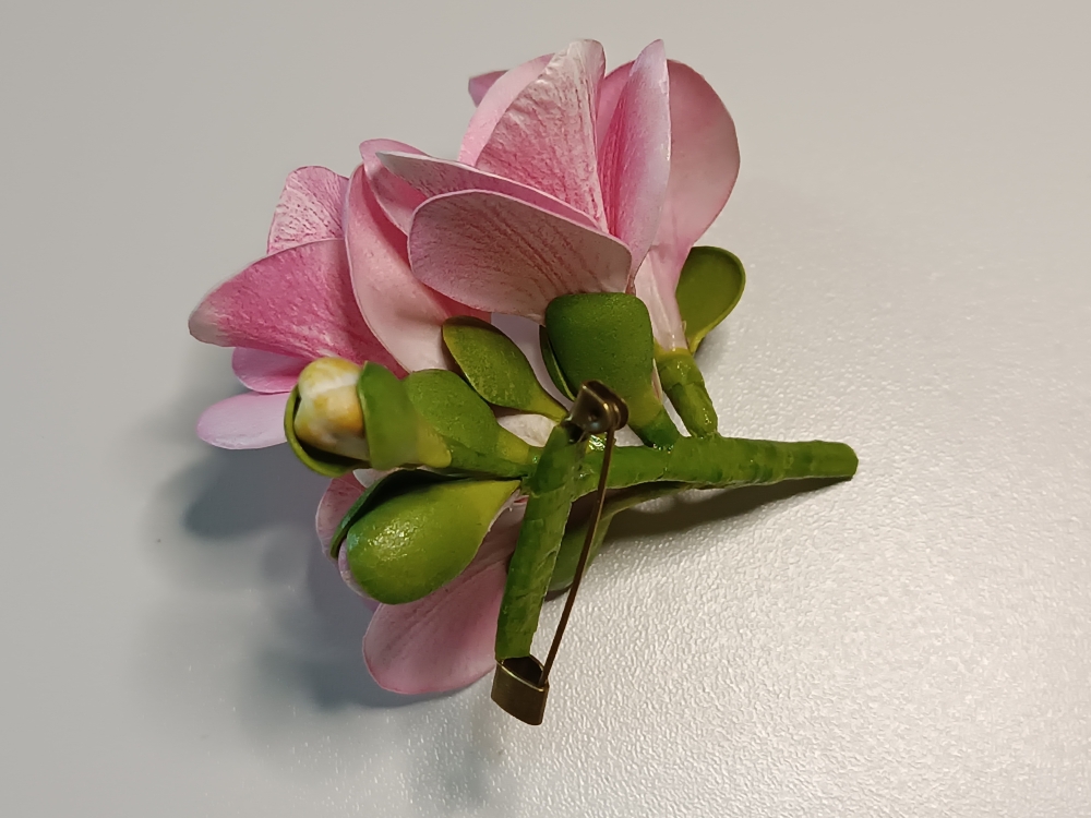 Брошь из фоамирана «Розовая гортензия»