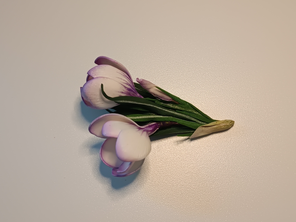 Брошь из фоамирана «Крокус»