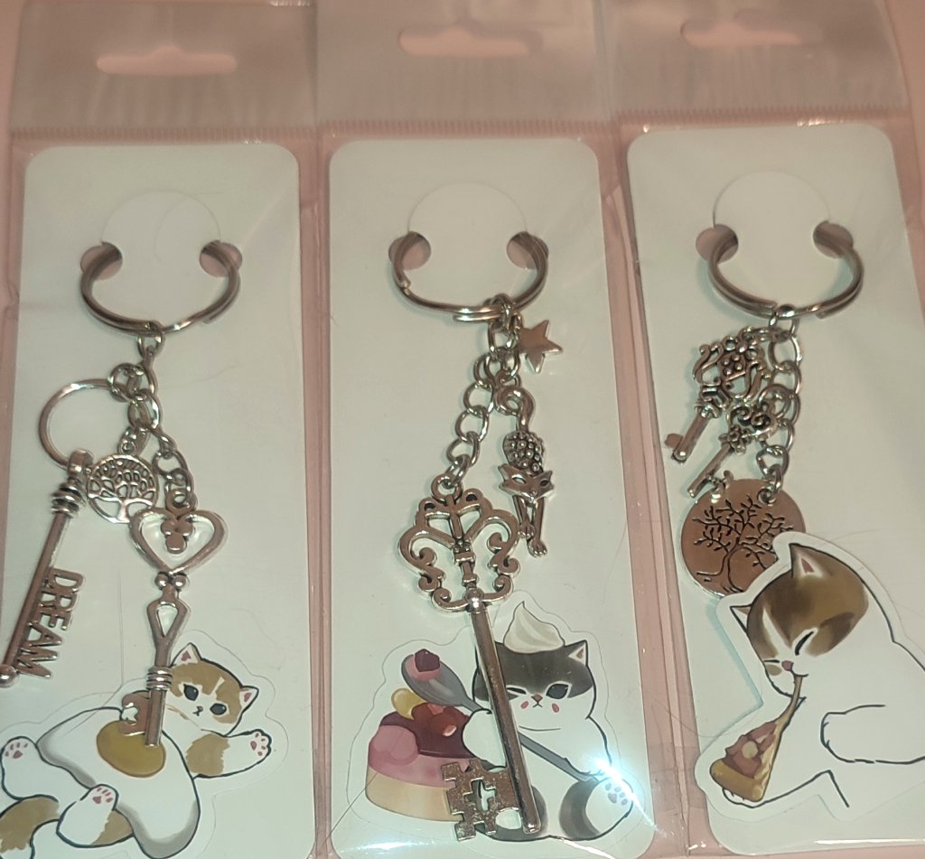 Брелок для ключей в ассортименте