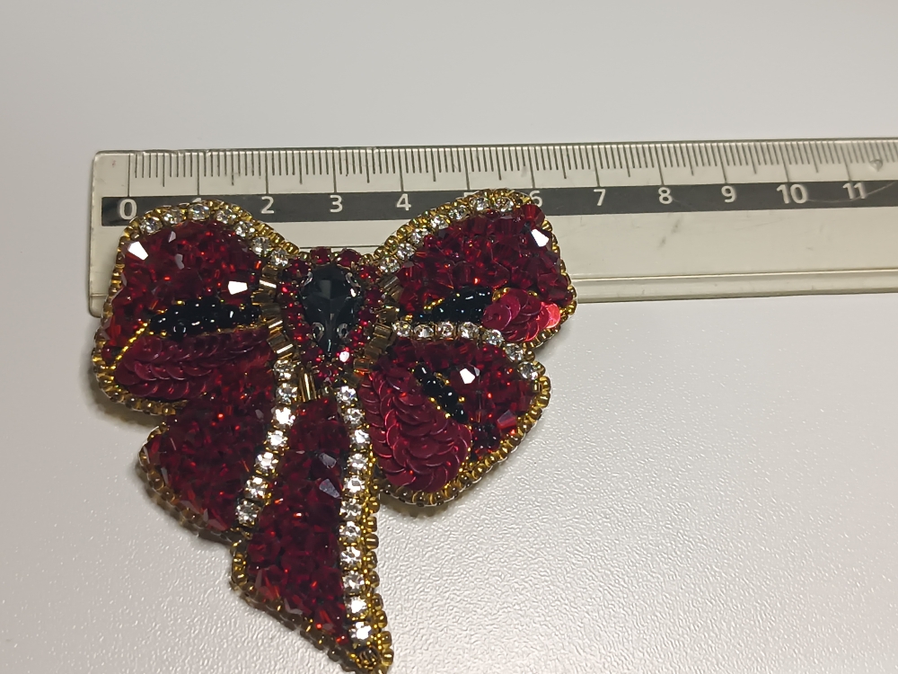 Брошь «Красный бант»