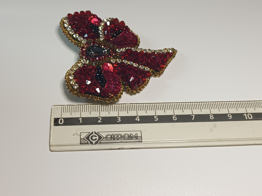 Брошь «Красный бант»