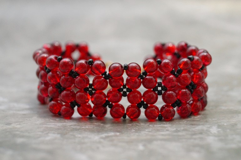 Женский браслет Маковое поле