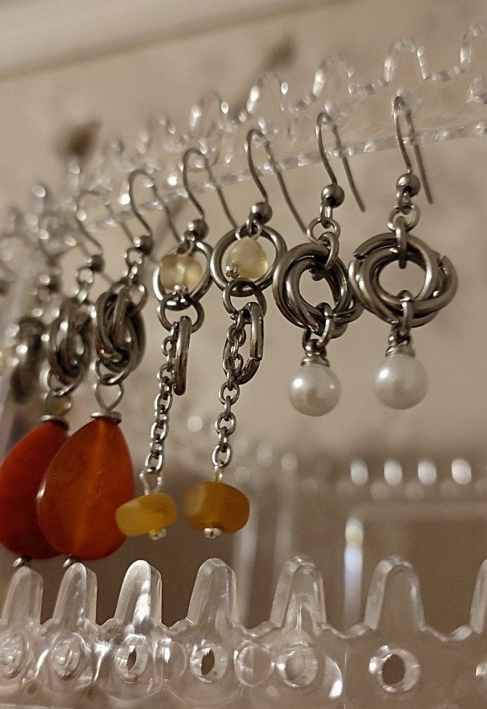 Серьги из стальных колец «Тринити» с иск.жемчугом