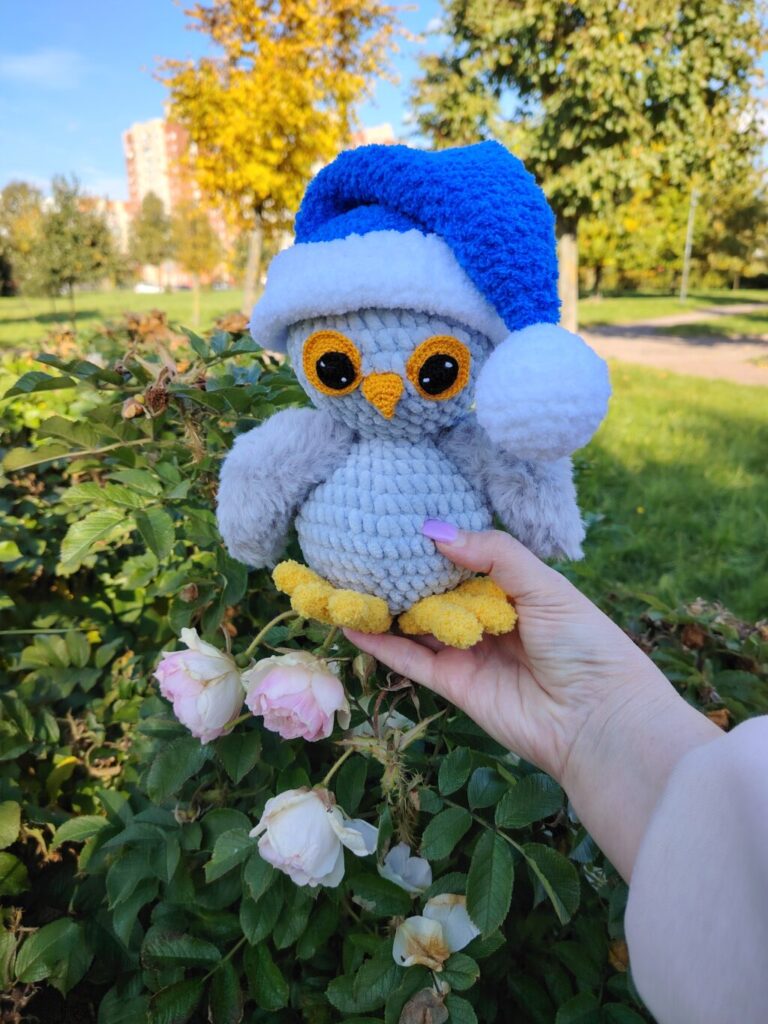 Сова новогодняя в колпаке