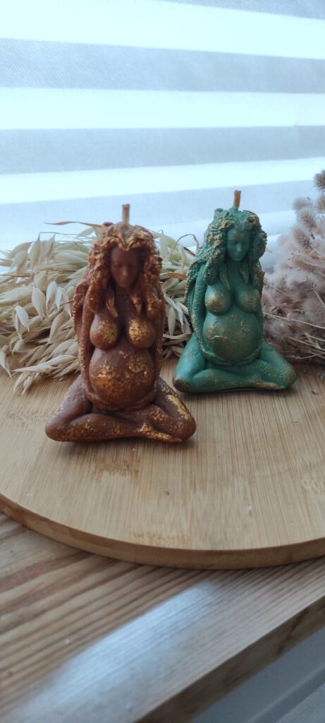 Свеча «Богиня Гайя»