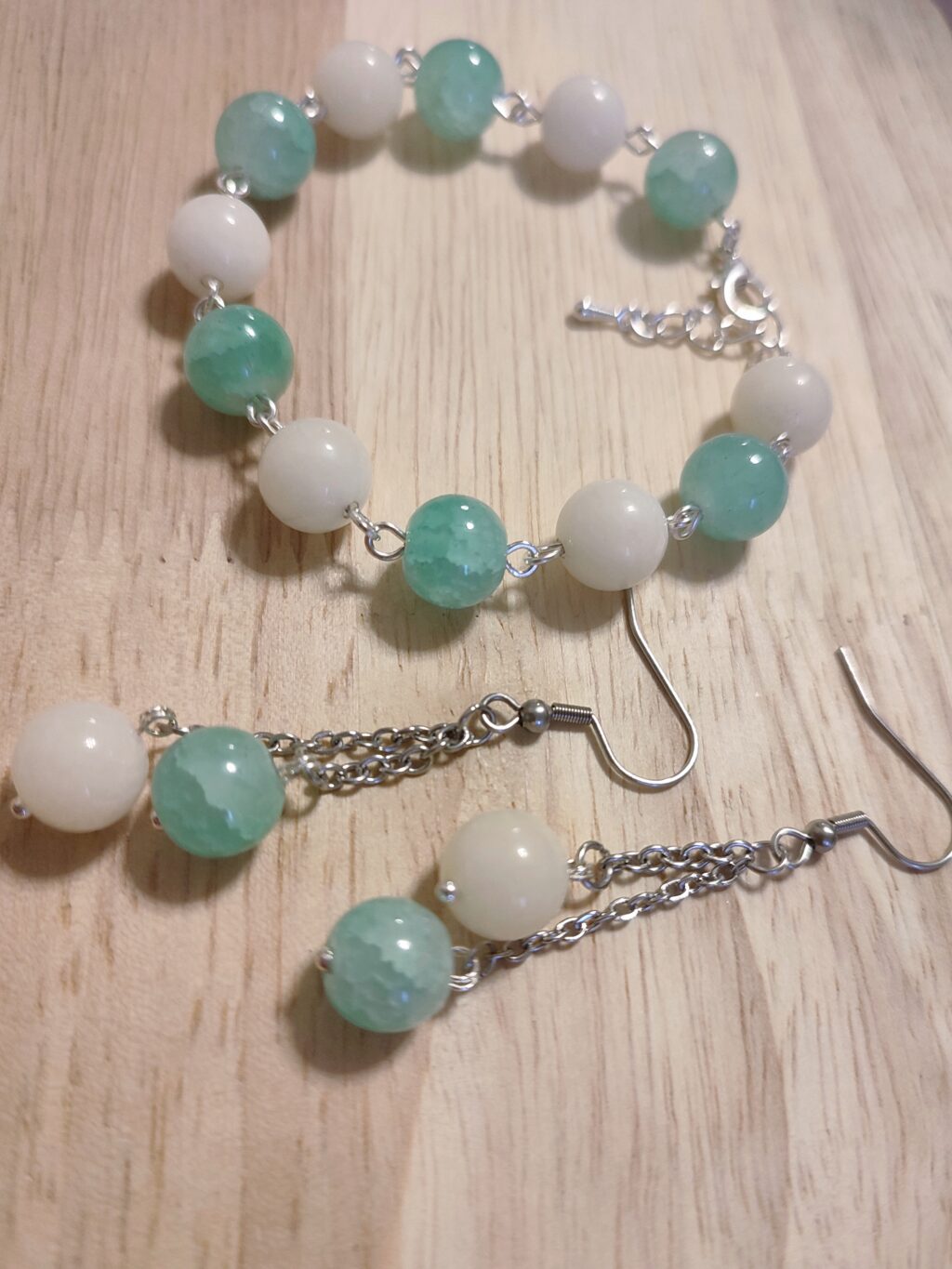 Комплект «Морская волна» с агатом и иск.нефритом