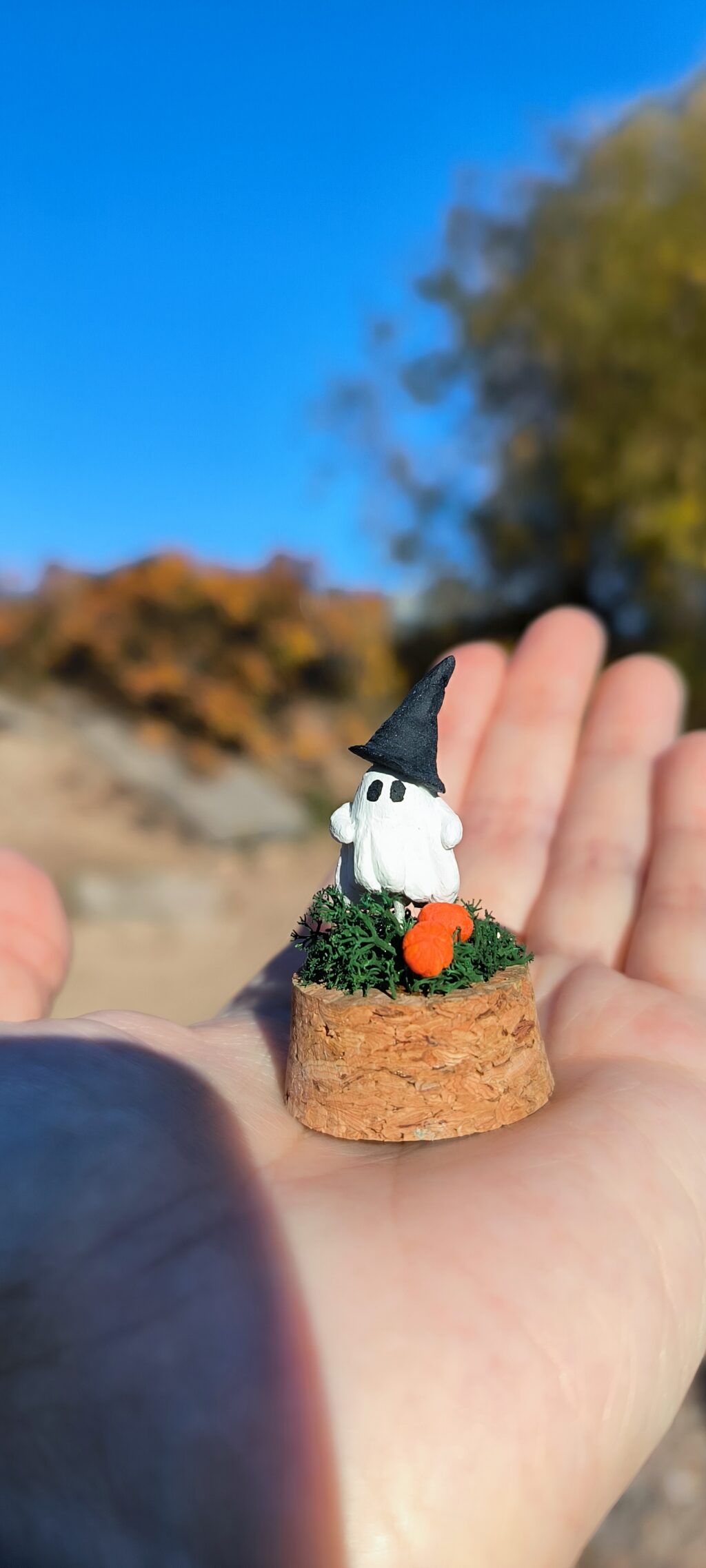 Привидение в клоше