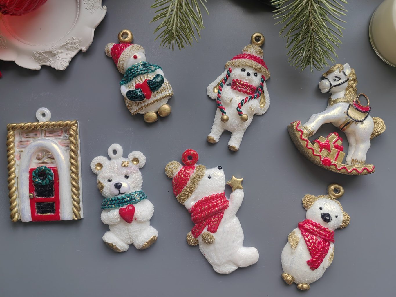 Елочная игрушка из эпоксидной смолы