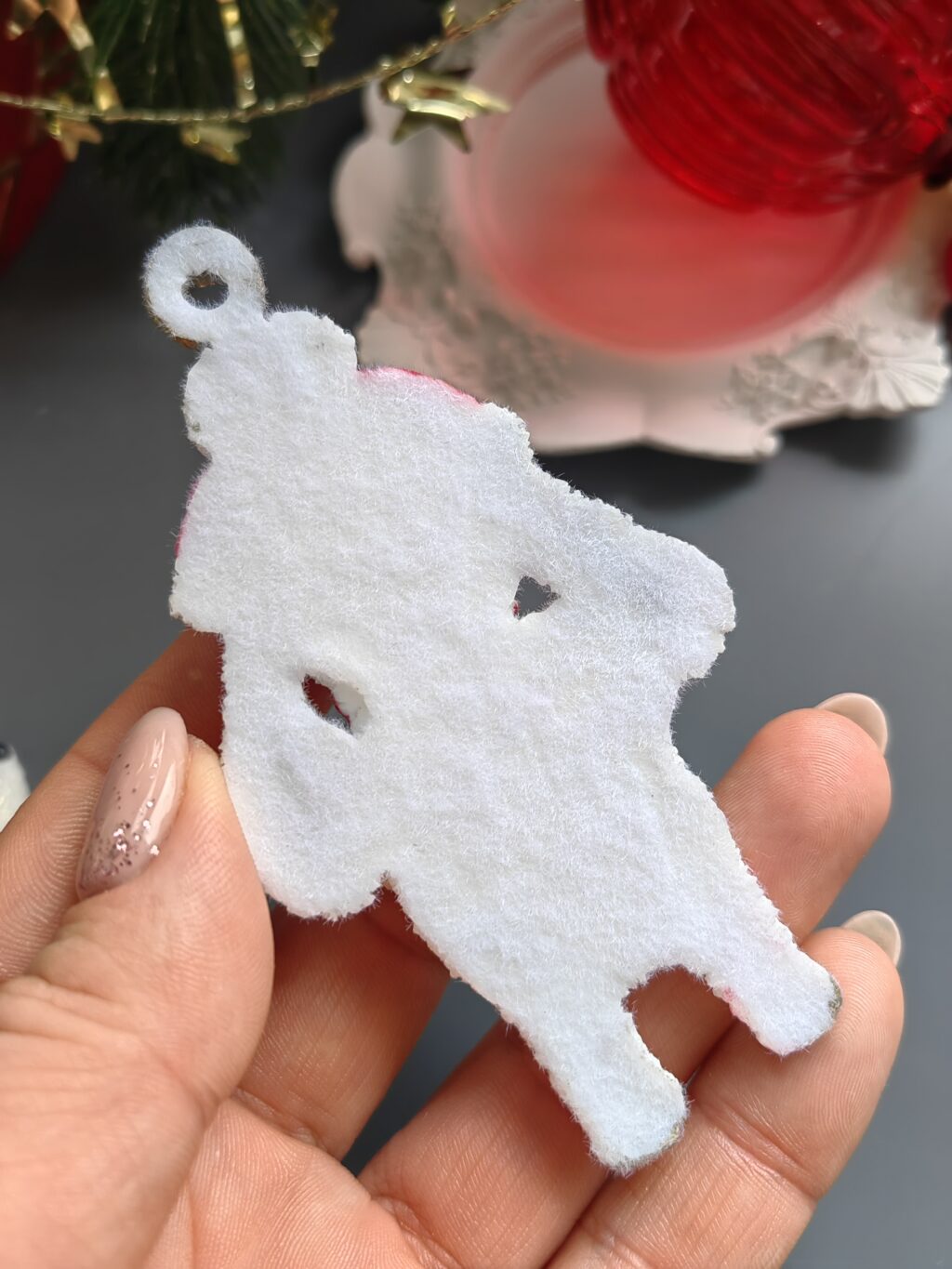 Елочная игрушка из эпоксидной смолы