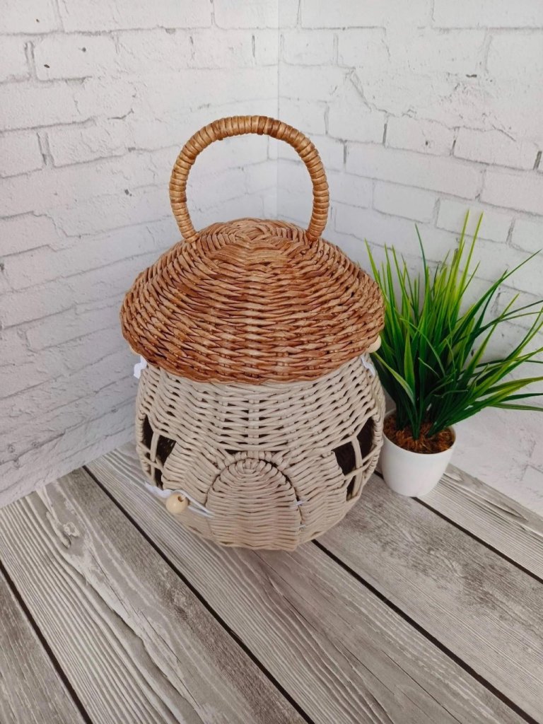 Плетенный домик Грибок