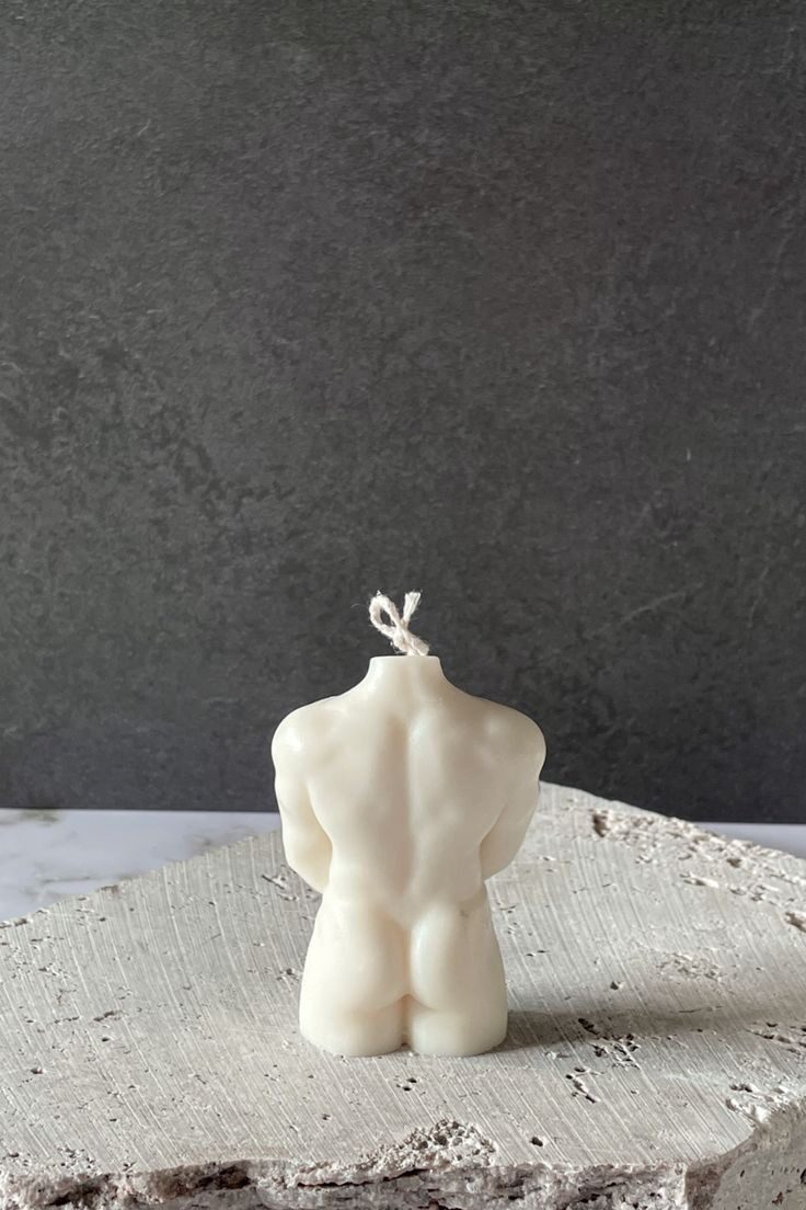 Свеча «Мужской торс»