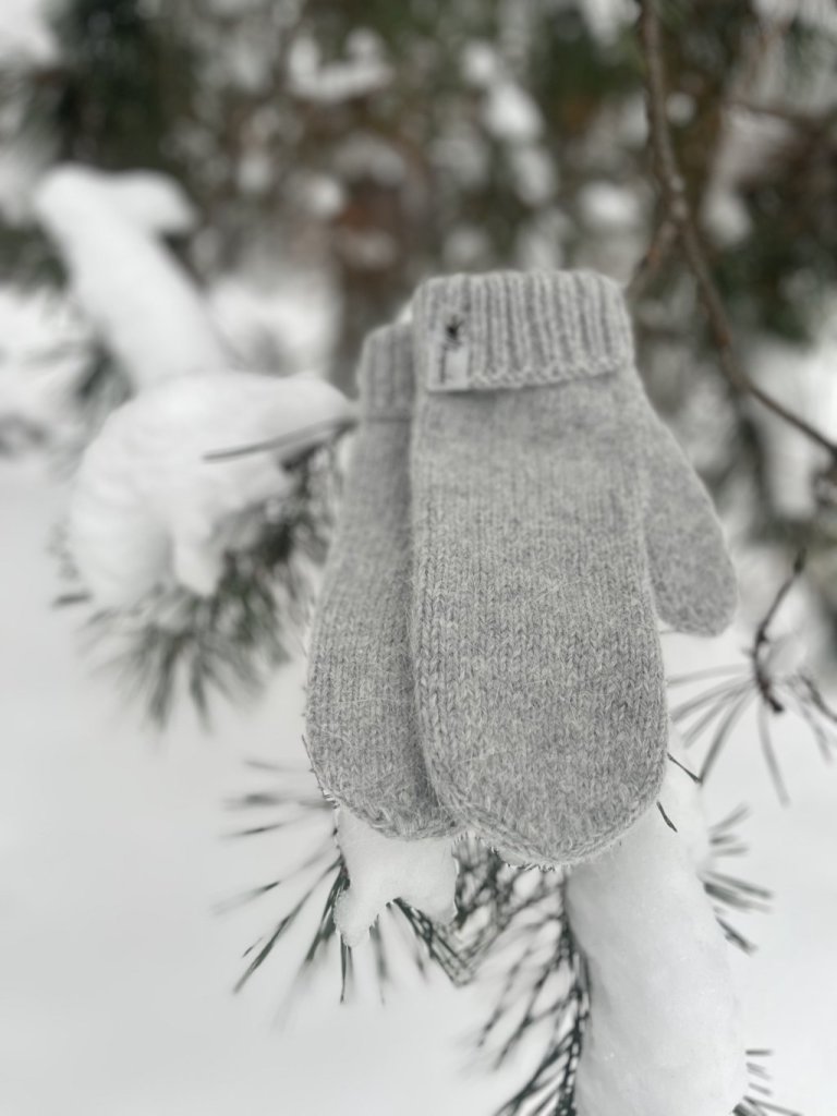 Варежки из пуха кролика