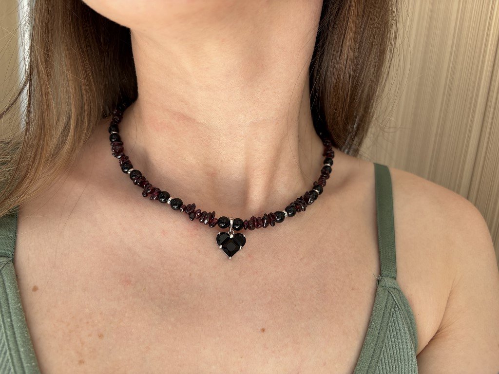 Чокер из натурального граната и агата