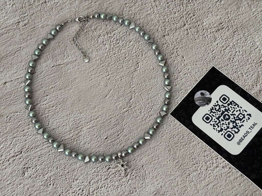 Чокер из зеленой майорки