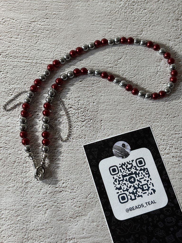 Чокер из красной майорки