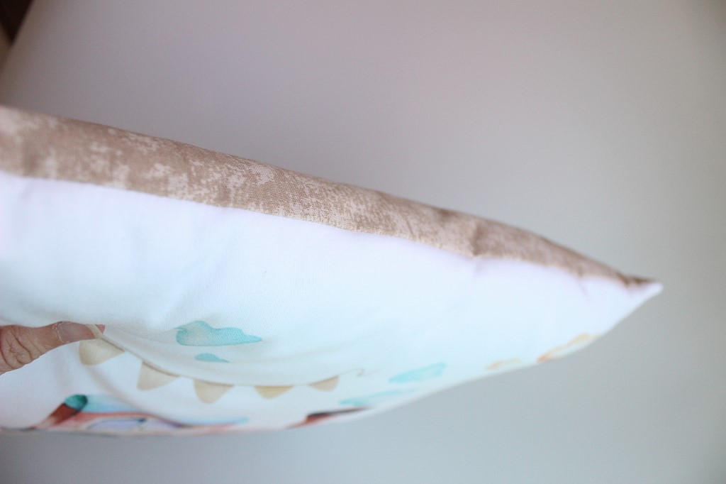 Декоративная подушка