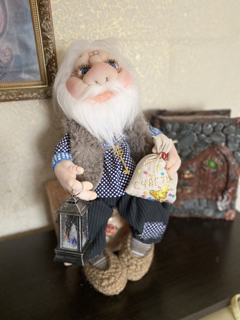 Домовой-хранитель дома ?