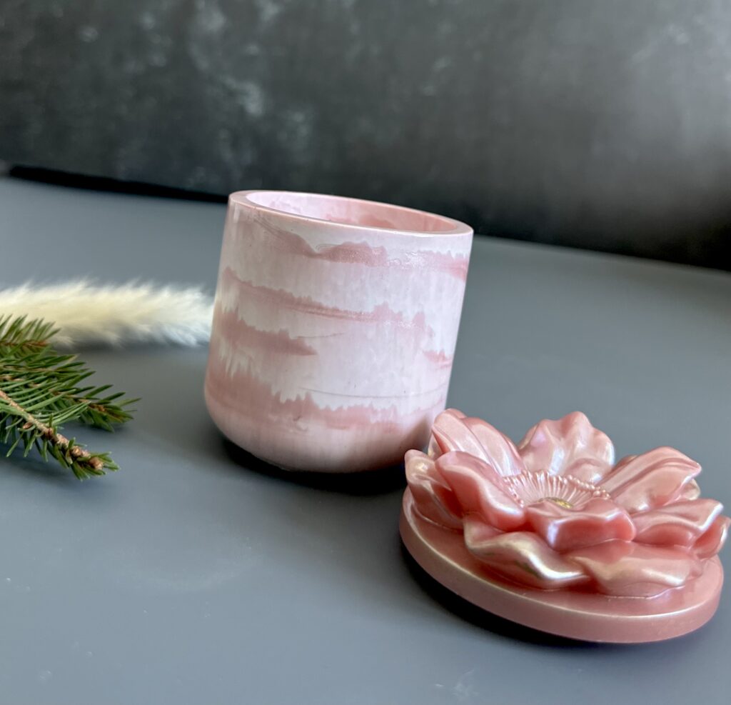 Шкатулка «Цветок» из эпоксидной смолы