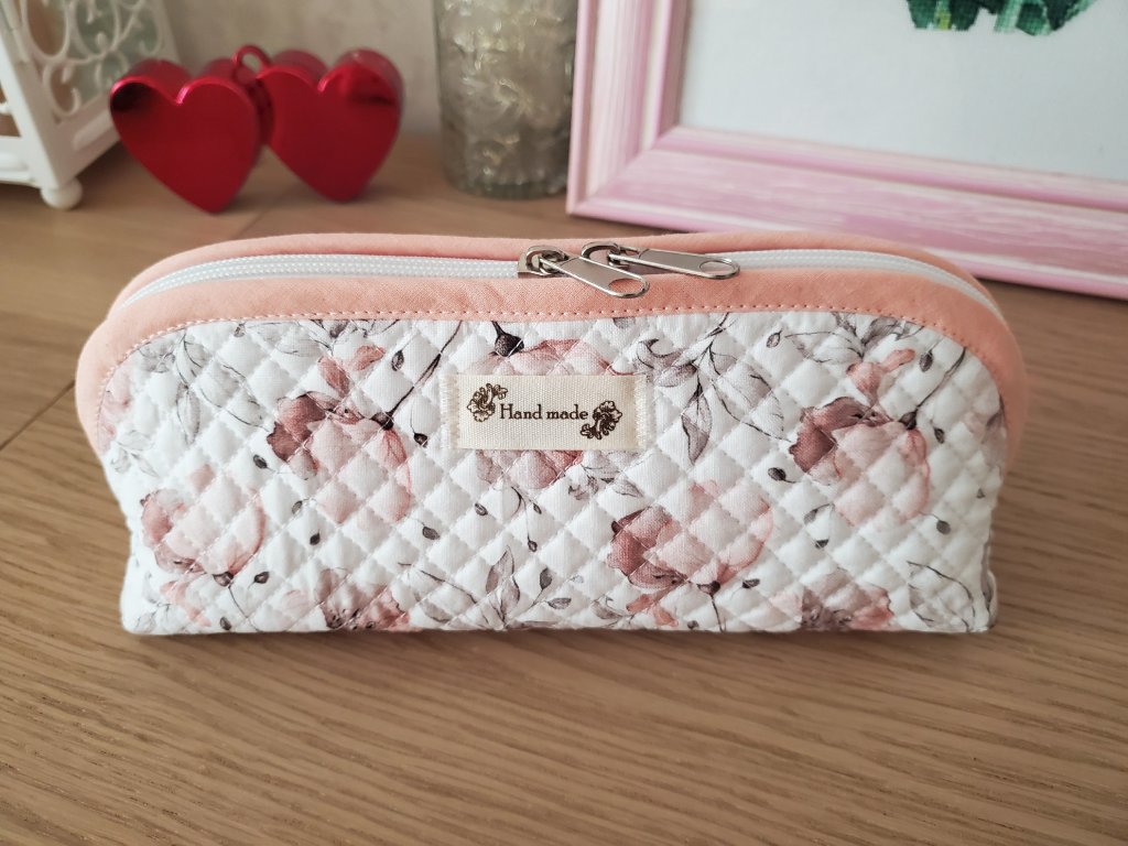 Косметичка-пенал