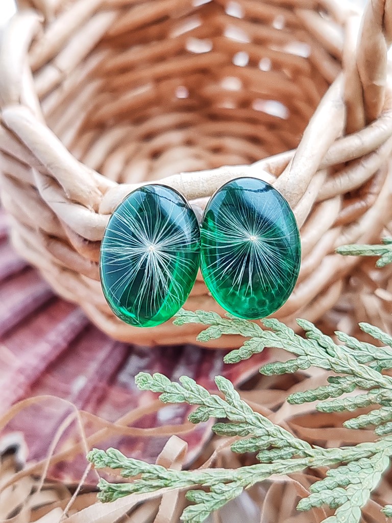 Серьги гвоздики с пушинками Одуванчика