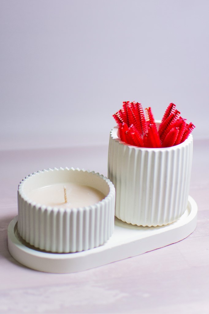 Свеча с подставкой