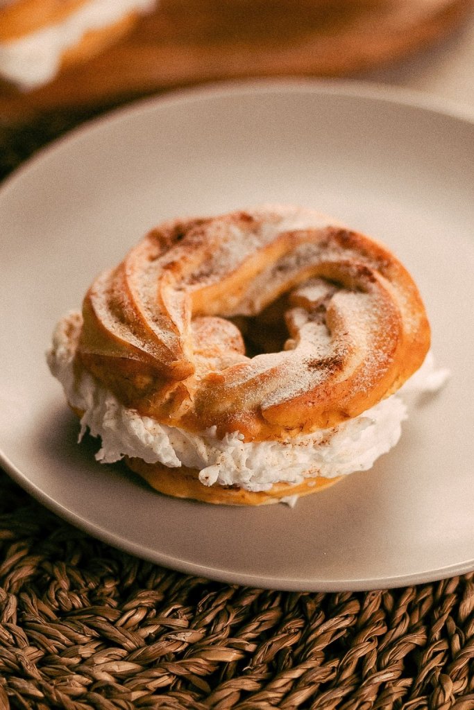 Творожное кольцо с кремом