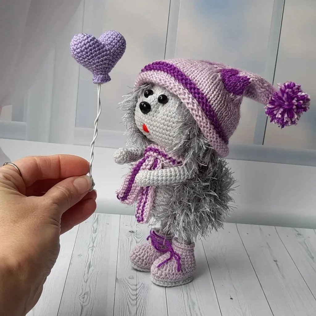 Игрушка вязаный Ёжик с шариком, мягкая игрушка