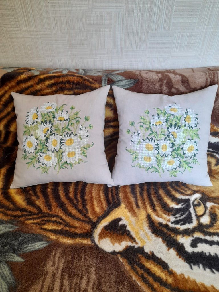 набор интерьерных подушек «Ромашковое поле»