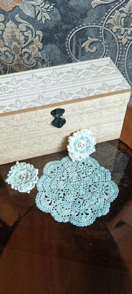 Салфетка ручной работы