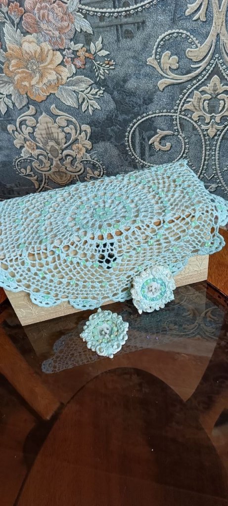 Салфетка ручной работы