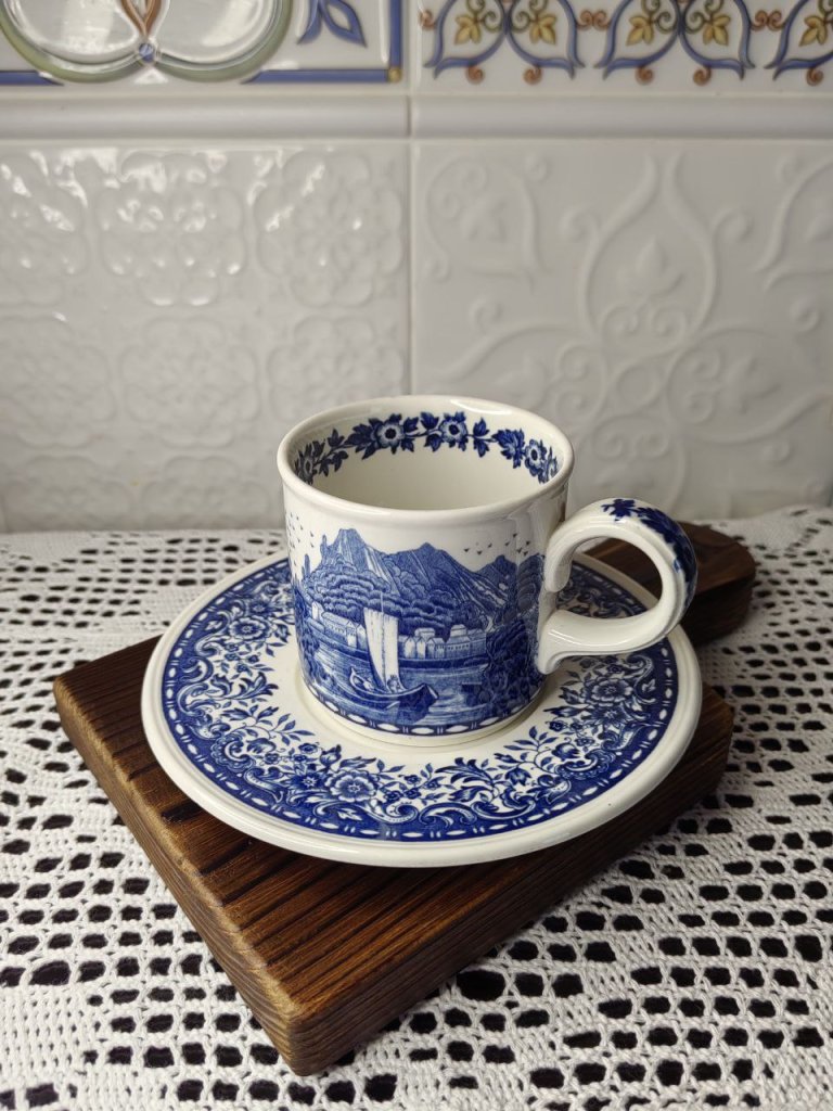 Кухонная доска для сервировки