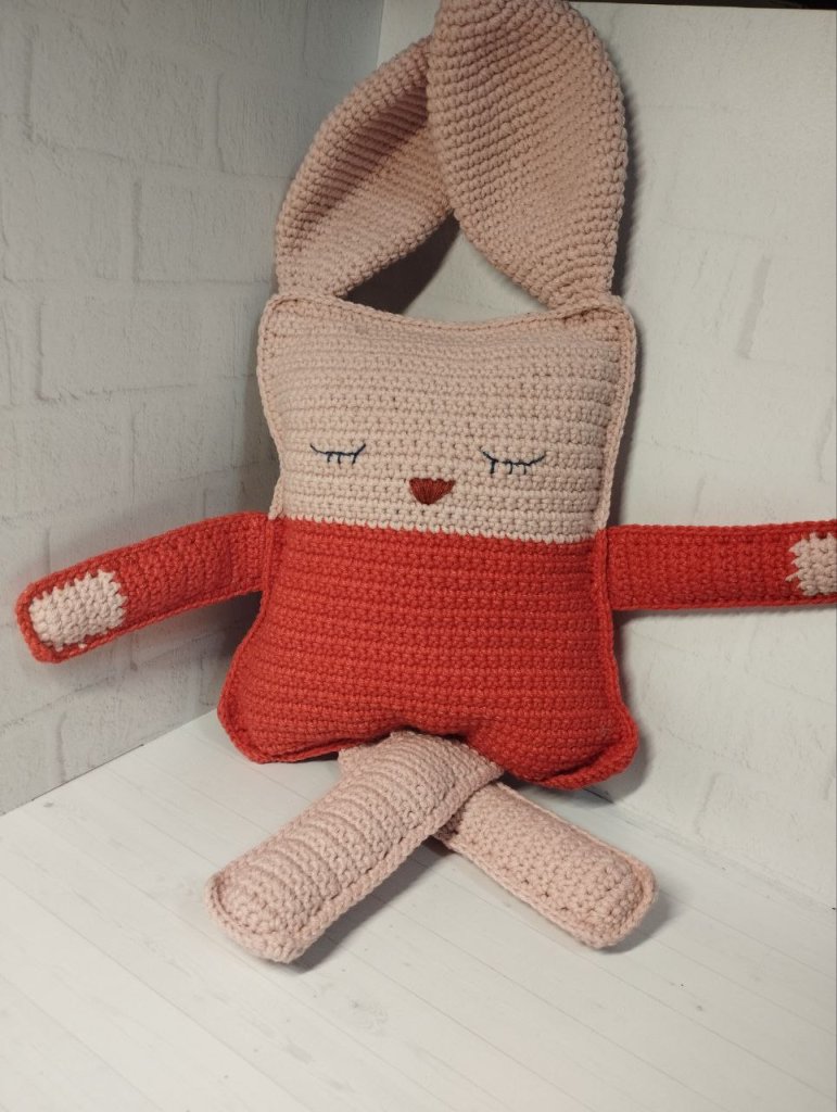 Зайка-обнимашка