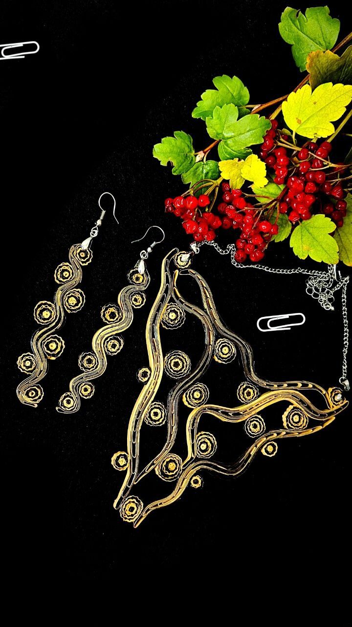 Комплект украшения квиллинг-графика.