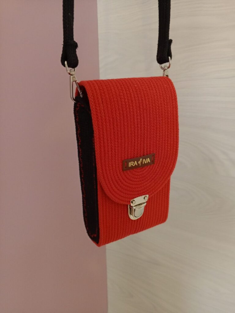 Сумочка для телефона