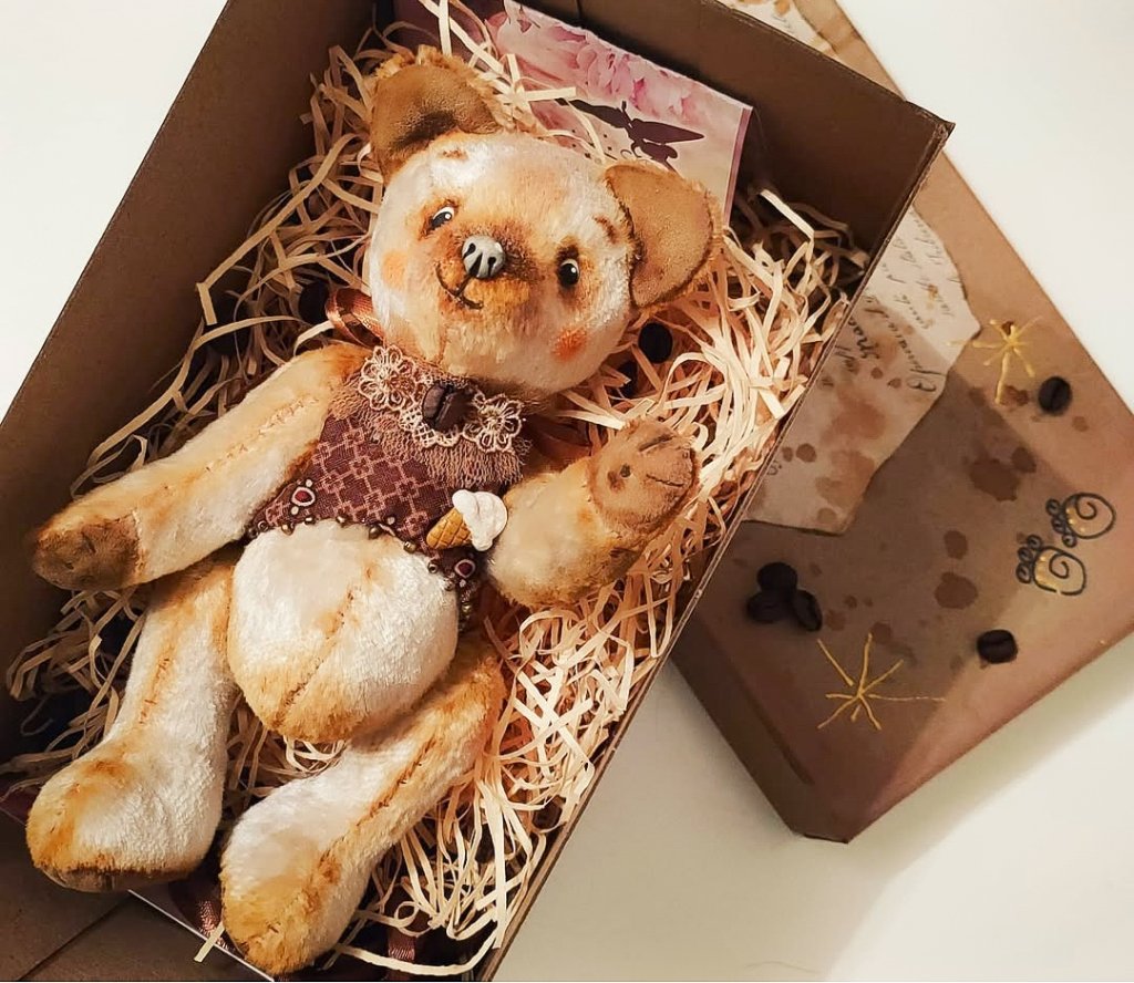 Тедди мишка Пудинг Collection desert with coffee