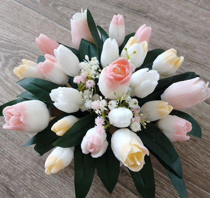 Композиция из воска