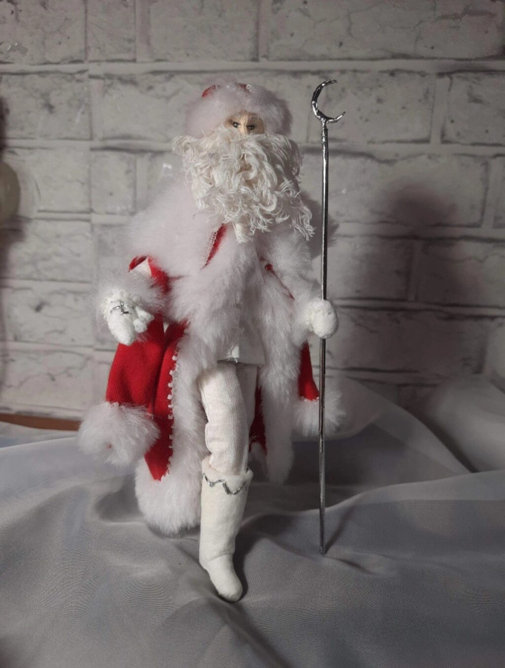 Дед Мороз и Снегурочка