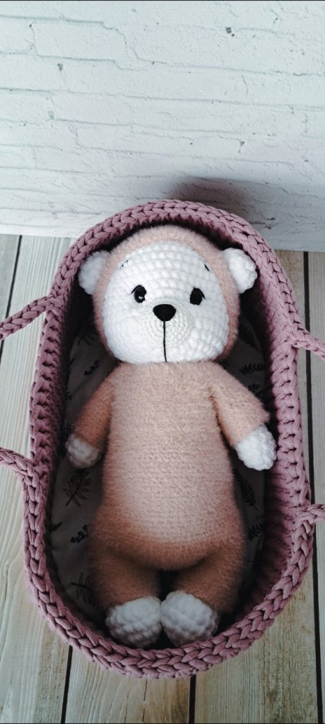 Вязаная люлька для игрушки