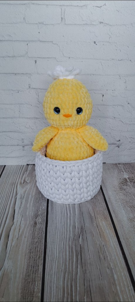 Вязаный цыпленок ручной работы