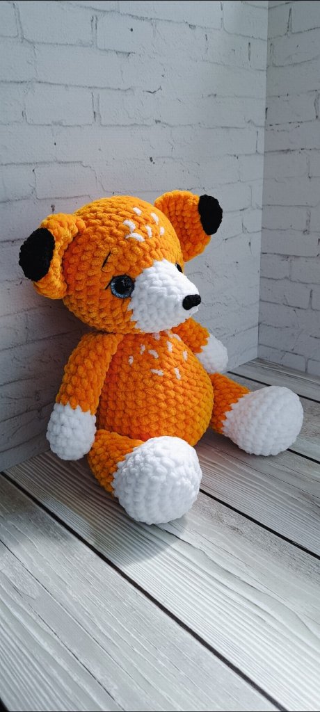 Вязаная игрушка лисичка ручной работы