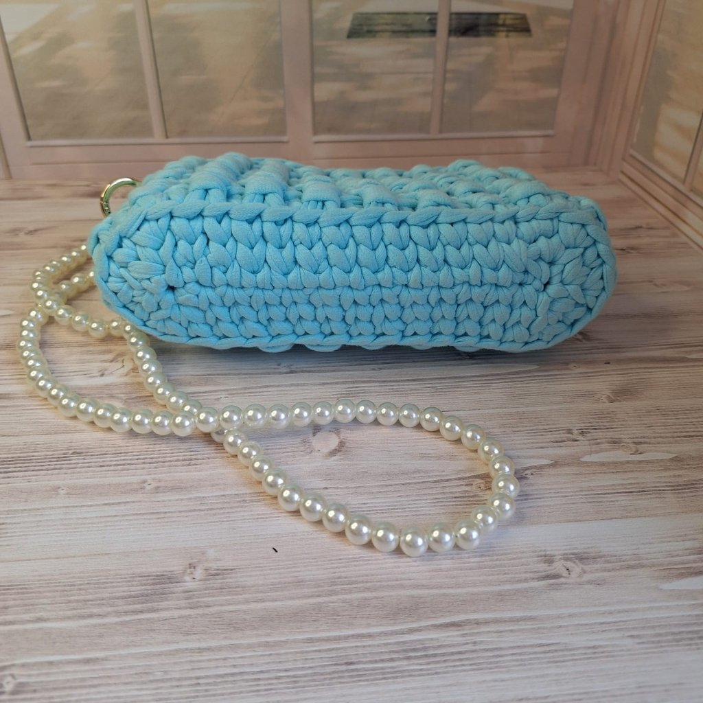 Лазурный клатч