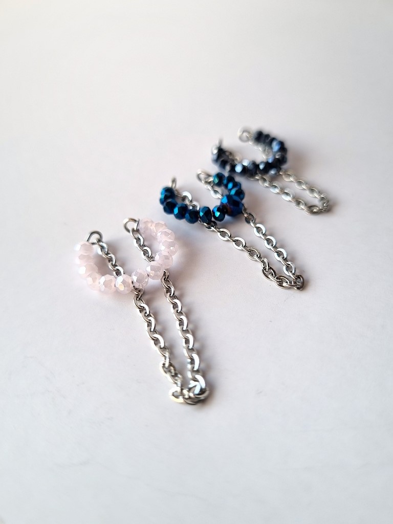 Кафф с цепочкой