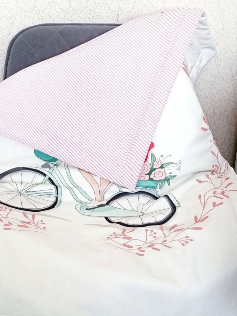 Одеяло и подушка для малыша