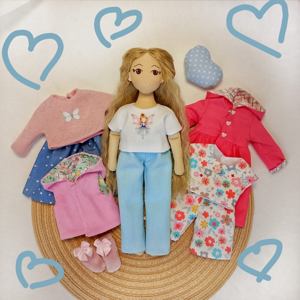 Кукла с одеждой ?