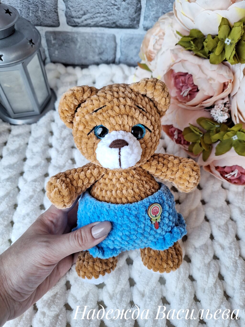 Мишка вязаный